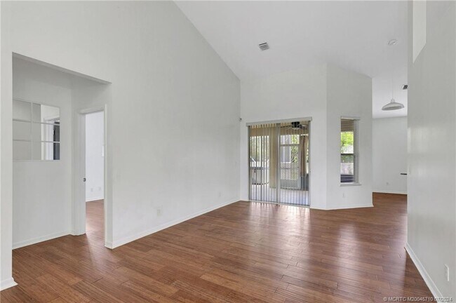 Foto del edificio - 3864 SW Wycoff St