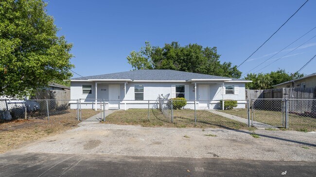 Foto del edificio - 3722 Burnham Way