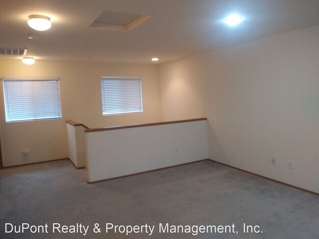 Building Photo - 3 br, 2.5 bath House - 1562 Grant Avenue