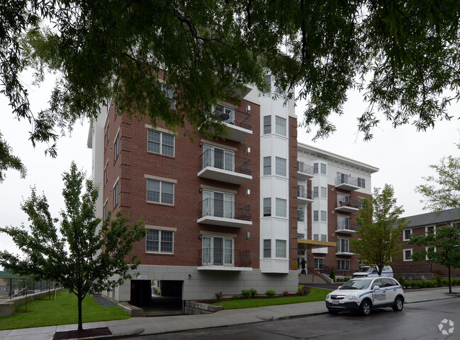 Building Photo - The Premier Apartments