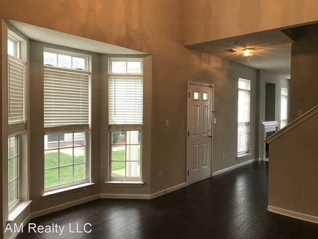 Building Photo - 3830 Thomas Ridge Dr