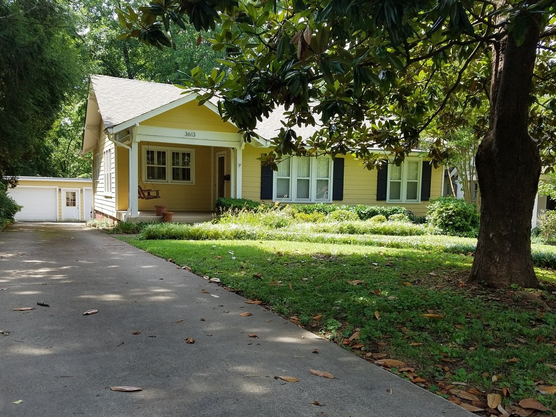 Street View - 3613 Meadowbrook Ave (Nashville, TN)