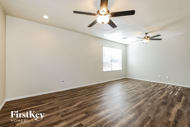 Building Photo - 13713 E Diablo Creek Dr