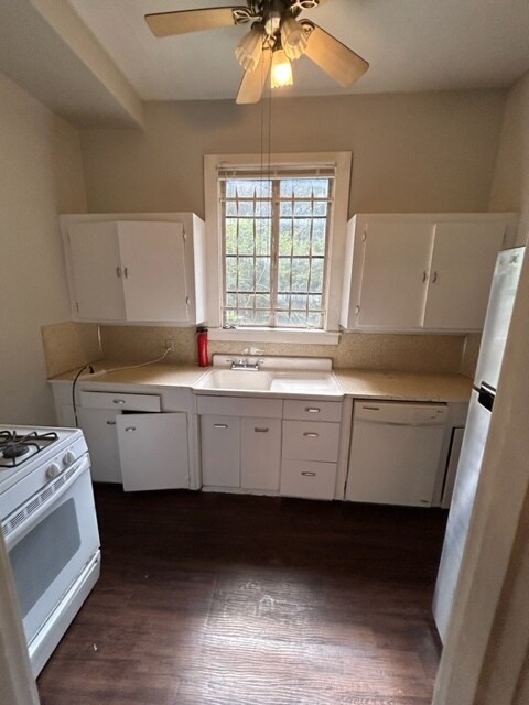 Building Photo - 1277 Carr Ave