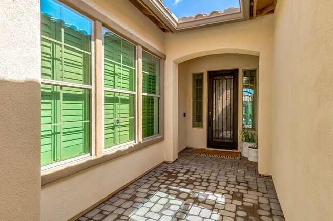 Foto del edificio - Litchfield Park Luxury Home - Avail after ...