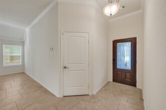 Building Photo - 16622 Lake Prince Ln