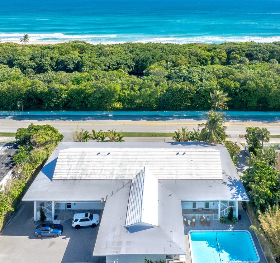 Primary Photo - 501 N Ocean Blvd