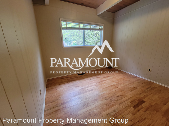 Foto del edificio - 4 br, 2 bath House - 13871 Manzanita Rd NE