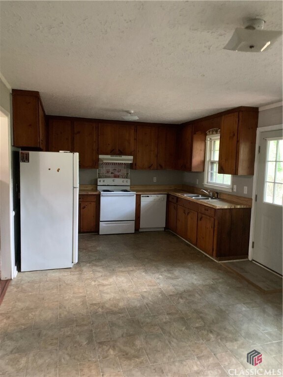 Building Photo - 635 Vincent Dr