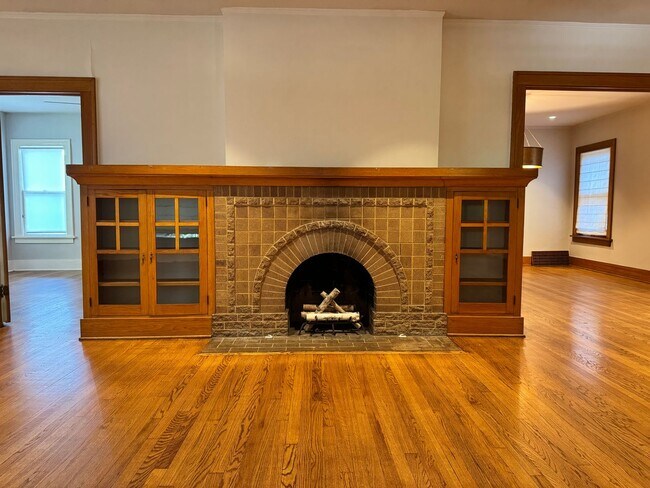 Foto del edificio - 2903 N Robinson Ave