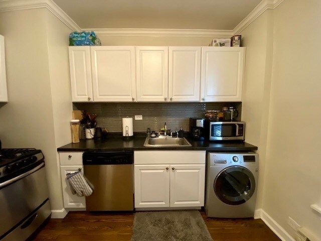 Foto del edificio - 2151 N Fremont St