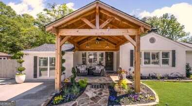 Building Photo - 8175 Main St