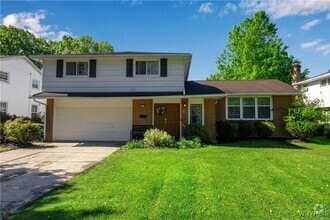 Building Photo - 82 Cherrywood Dr