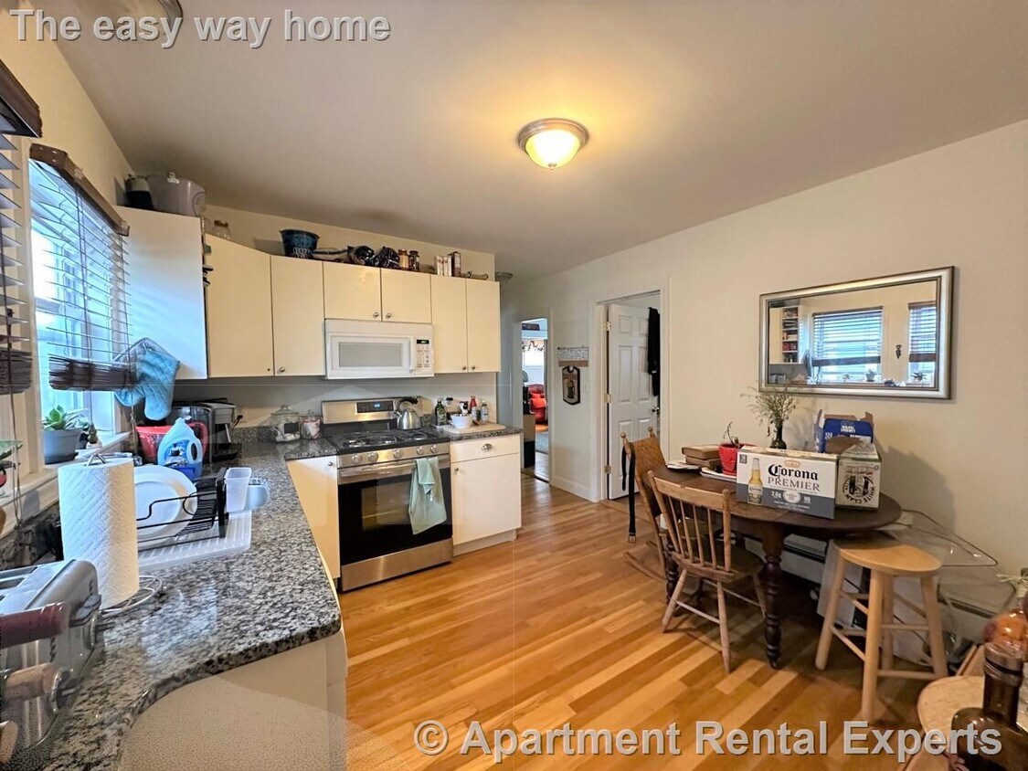 Foto principal - Somerville/Sullivan Sq 2 Bedroom