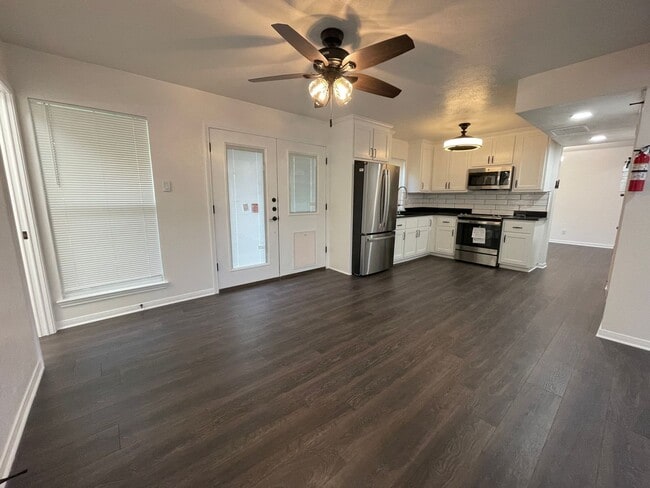Foto del edificio - 1306 N 42nd St