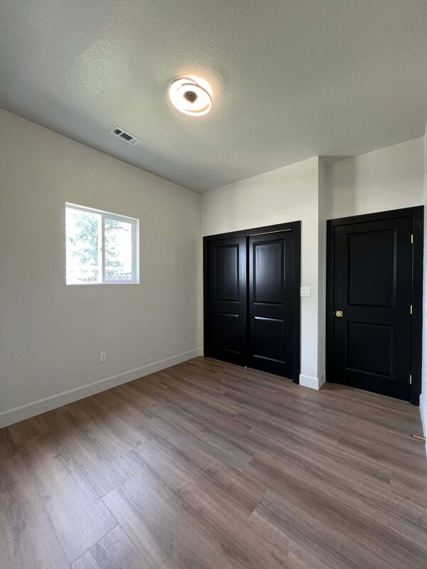 Foto del edificio - 1075 Irving St