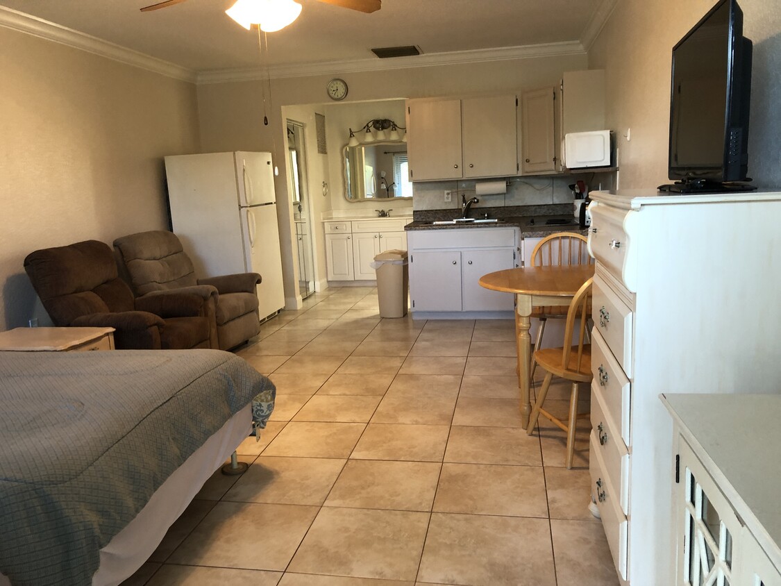 113 Grissom Rd NW Unit 113, Lake Placid, FL 33852 Apartments in Lake