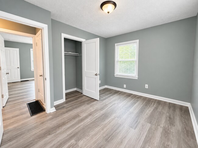 Foto del edificio - 1078 E 19th Ave