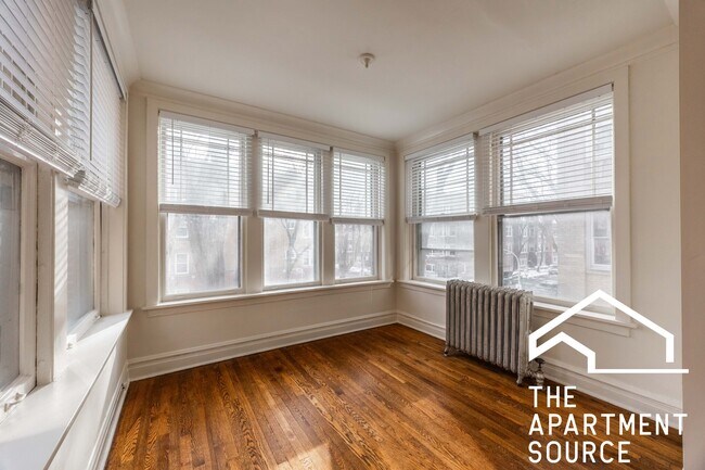 Building Photo - 1432 W Jonquil Ter