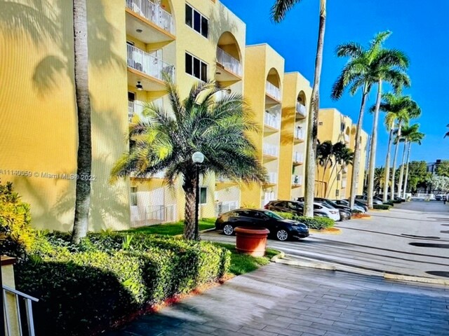 Foto del edificio - 7000 NW 186th St
