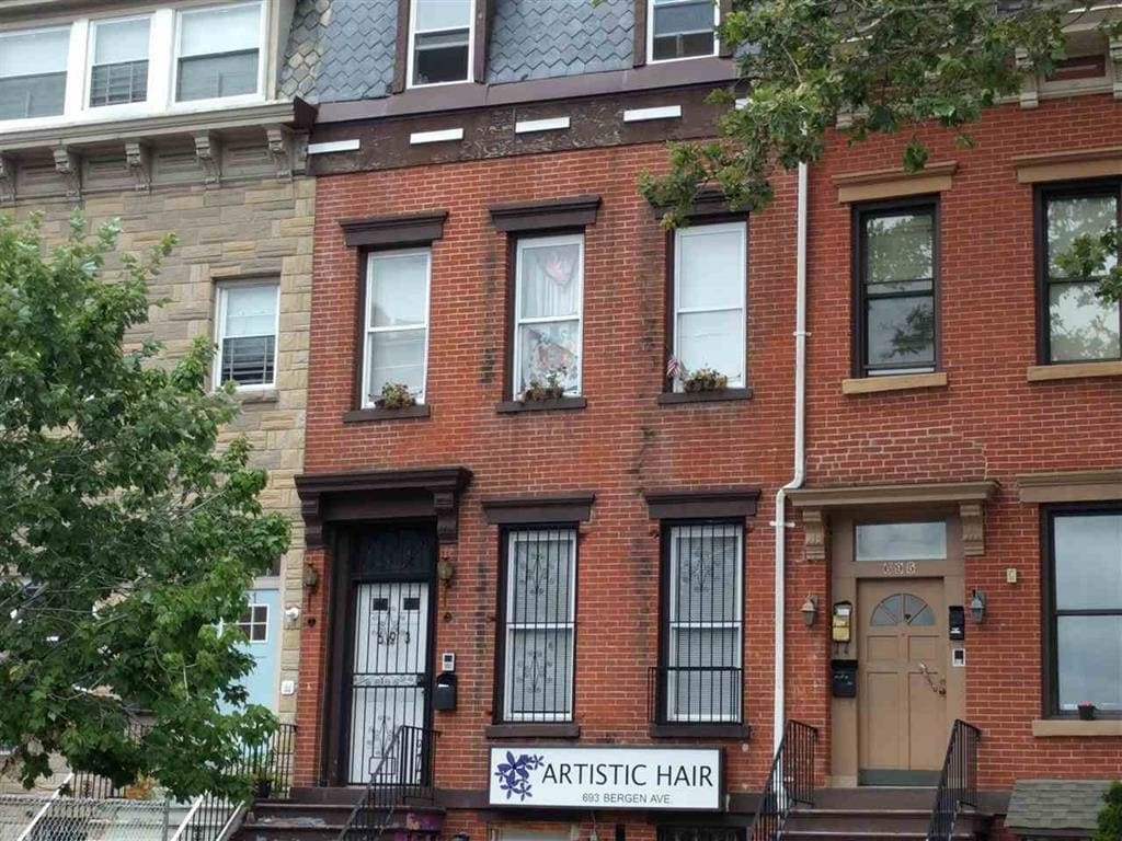 693 Bergen Ave Unit 3, Jersey City, NJ 07304 Apartment for Rent in