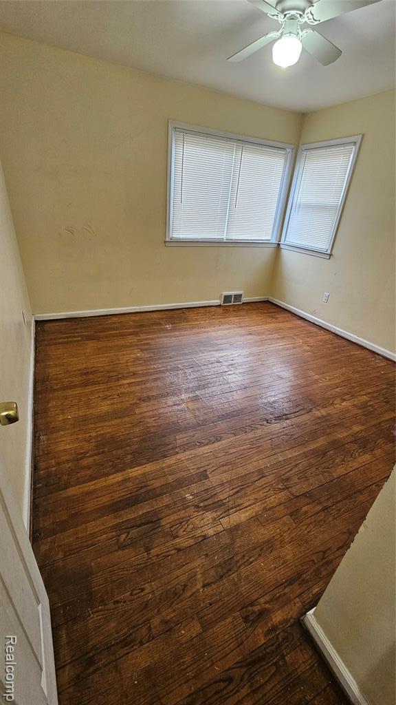 Foto del edificio - 1425 Northwood Dr