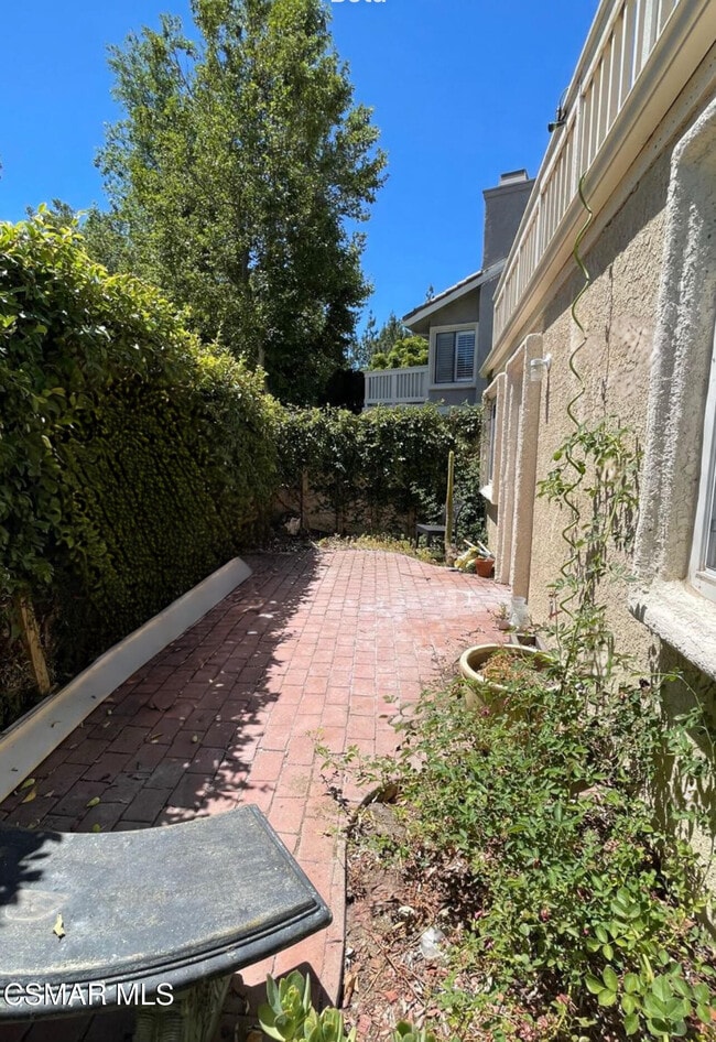 Building Photo - 668 Cervantes Ct