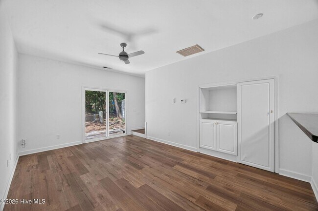 Foto del edificio - 993 Downey Branch Ln