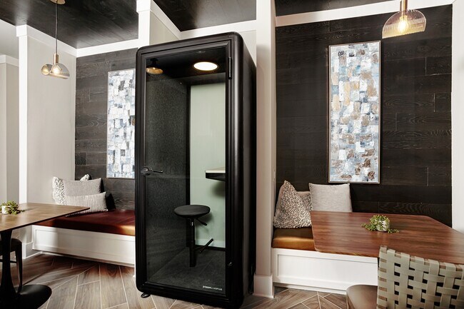 Foto del edificio - Vintage Franklin Apartments