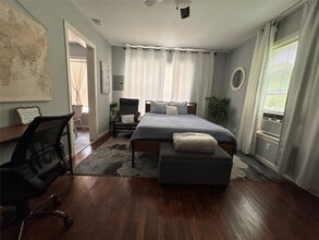 Building Photo - 4302 Polk St