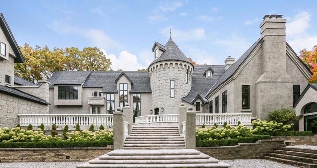 Foto del edificio - Hidden Gem - Castle in Eagan