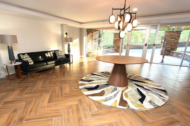 Chateaugay Lobby - Chateaugay Apartments
