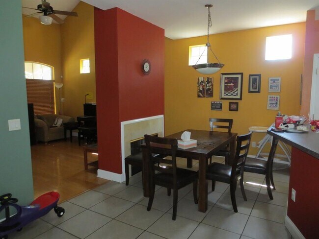 Foto del edificio - 3814 W Angeles St