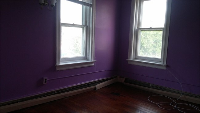 Building Photo - 922 Fairmount Ave