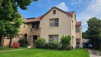 Building Photo - 1610 Castle Ct