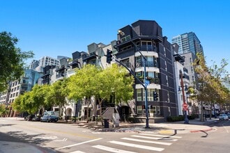Building Photo - 550 Park Blvd