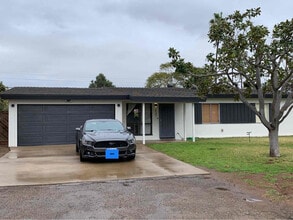 Building Photo - 3827 Palo Dr