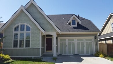 Building Photo - 11033 W Hazelwood Dr