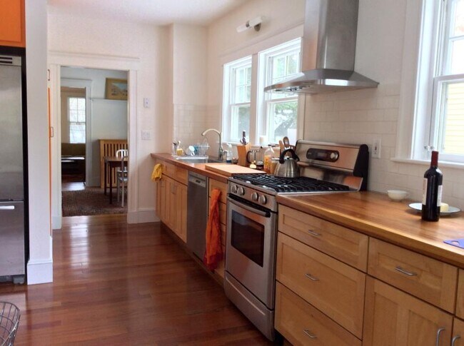 Photo - 2.0 bedroom in Cambridge Massachusetts 02138 Apartment