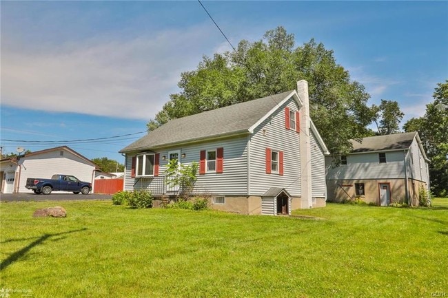 Building Photo - 176 E Moorestown Rd