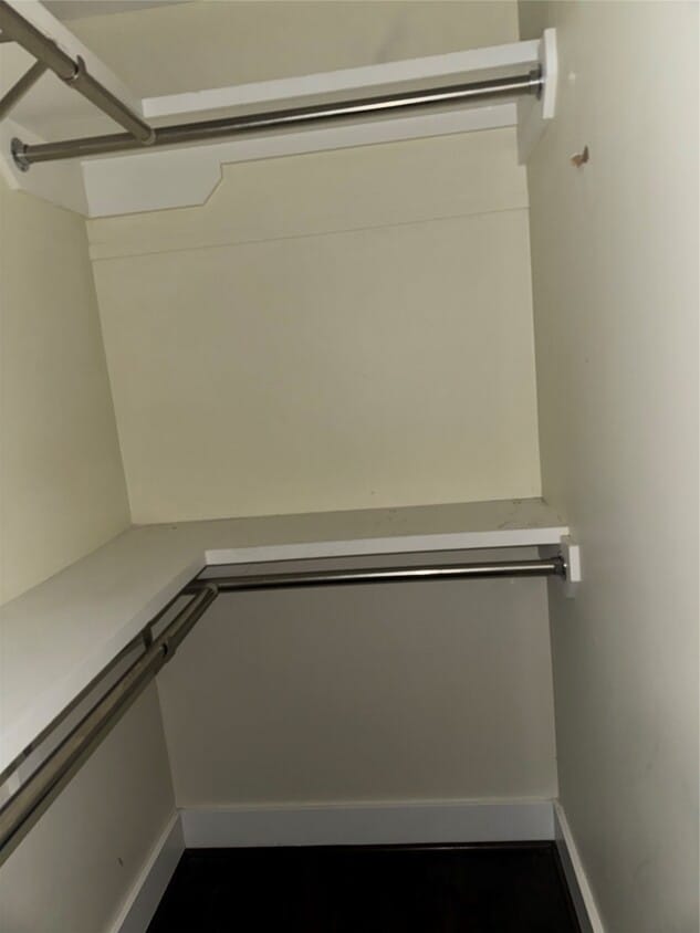 Building Photo - 434 Lenard St