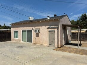 Building Photo - 2717 McAdoo Ave