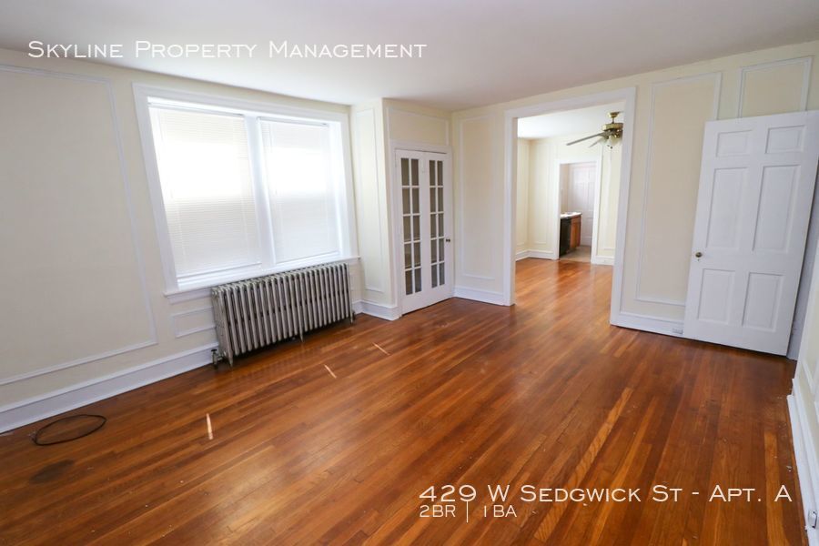 Sunny 2 Bedroom Apartment in West Mount Airy Apartment for Rent in