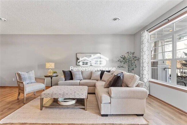 Foto del edificio - 4940 Underwood Ln N