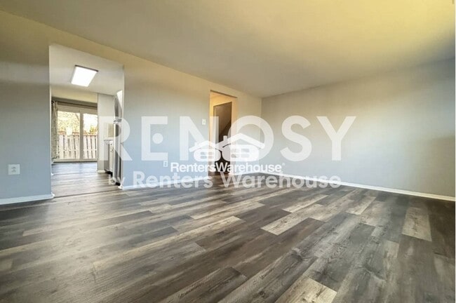 Building Photo - 6585 Sweet Fern