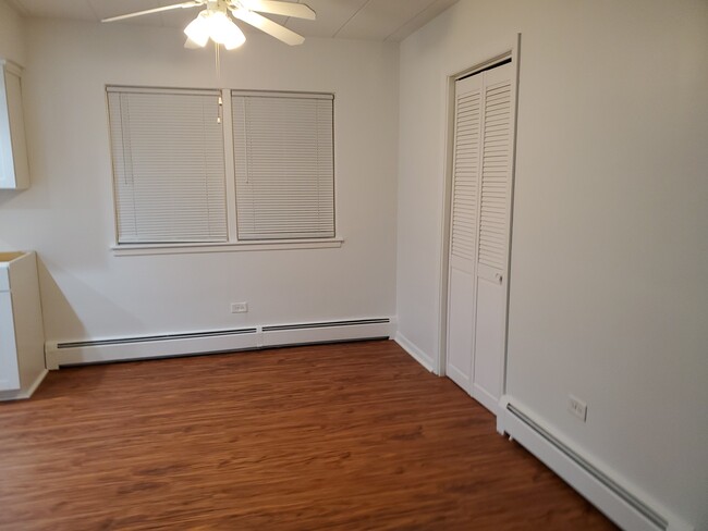 Dining Area - 2729 123rd St