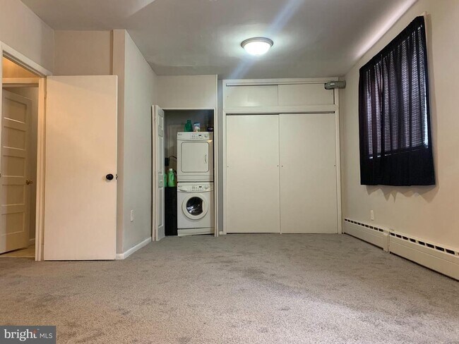 Foto del edificio - 2711 E Somerset St