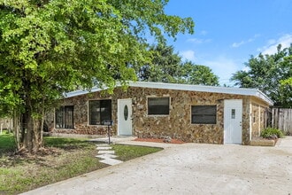 Building Photo - 3880 Jackson Blvd