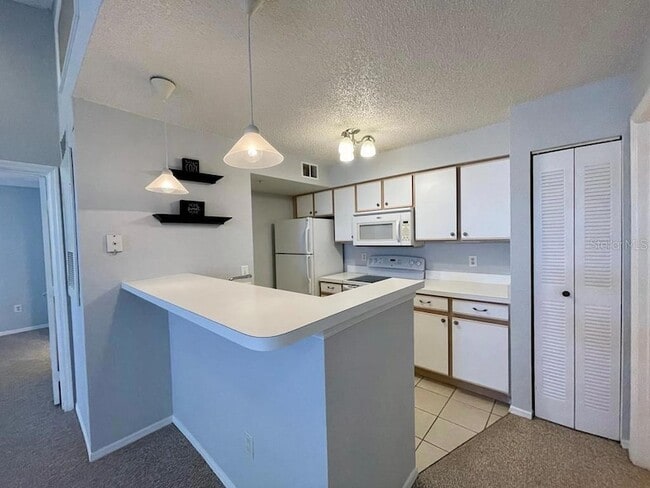 Foto del edificio - 2212 Grand Cayman Ct