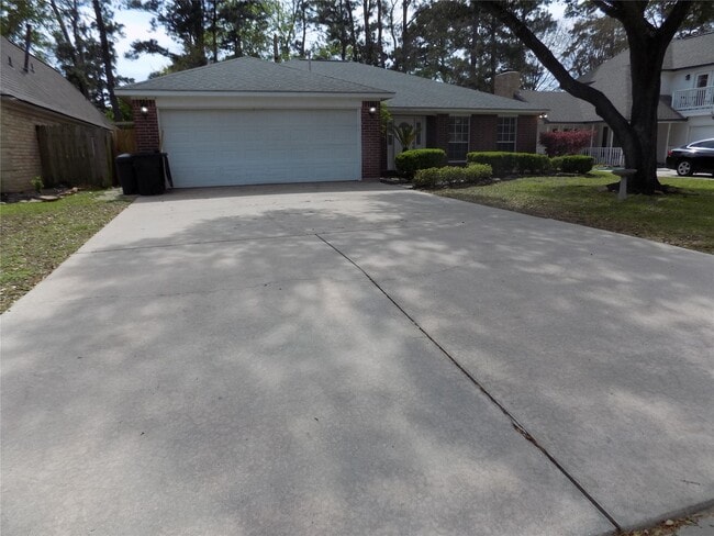 Building Photo - 22623 River Birch Dr